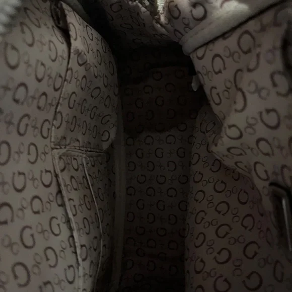 Floral Guess Mini Backpack - Picture 2 of 2